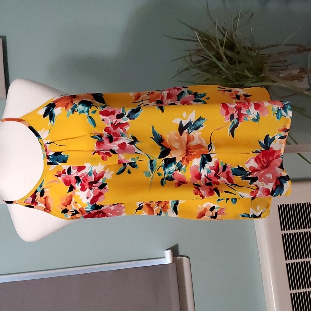 Papermoon tank
